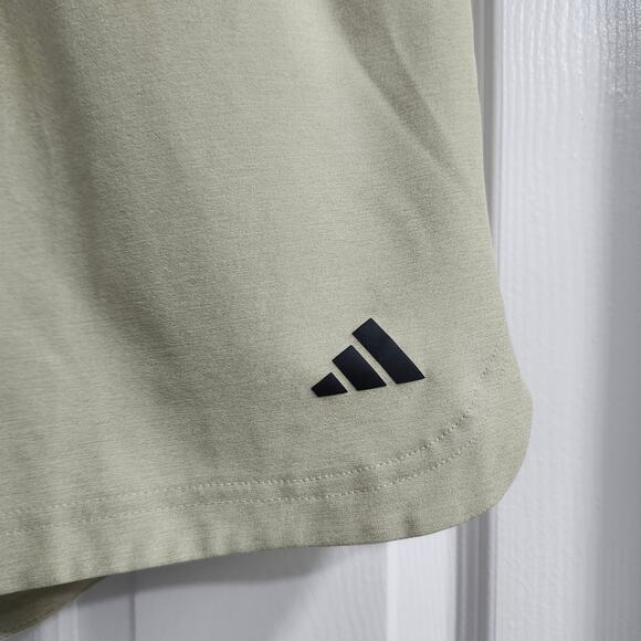 ❤️NWT❤️ Adidas Beige Athletic Shorts - Picture 6 of 11